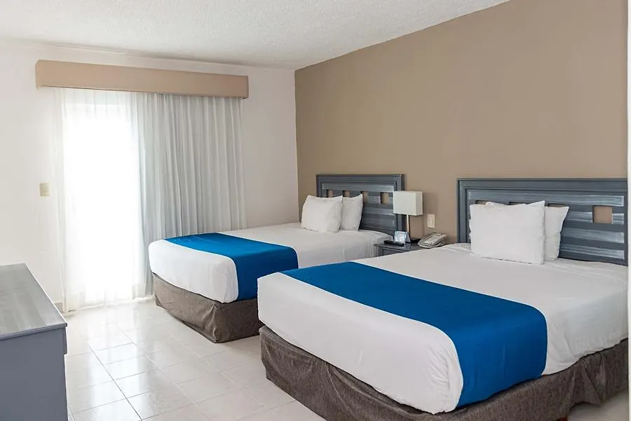 **** Resort Ocean View Cancun Arenas Mexico