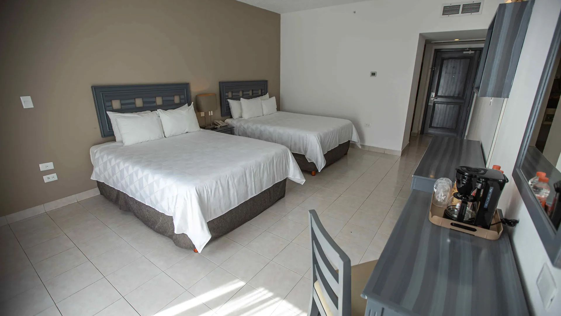 Ocean View Cancun Arenas Resort