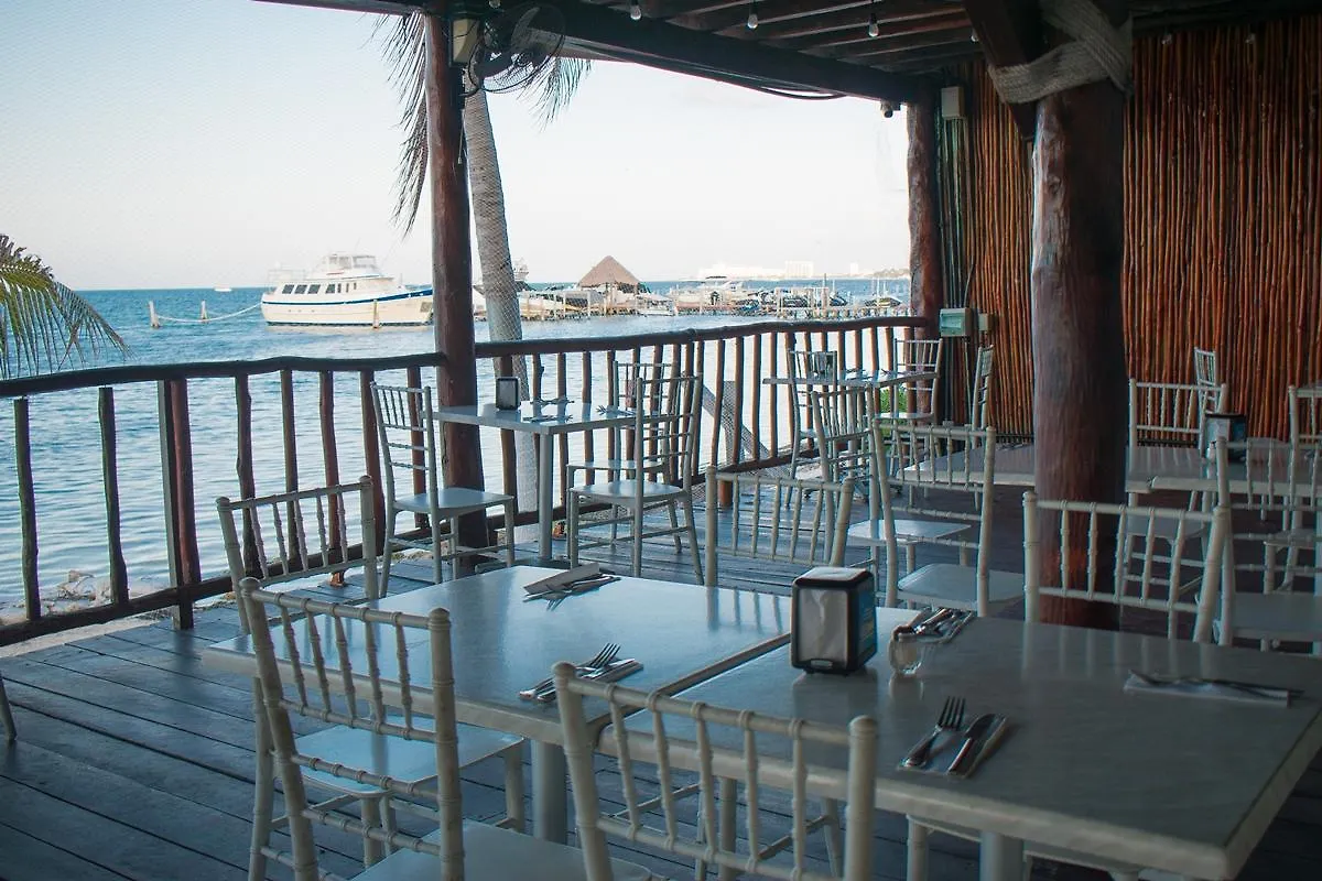 Ocean View Cancun Arenas